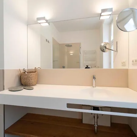 Doctores App 02 Nur Erwachse Херингсдорф